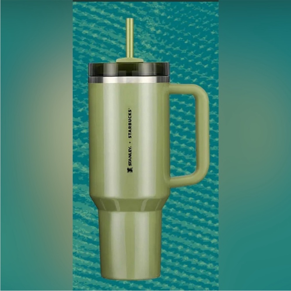 Starbucks X Stanley Fall 2024, Glitter Pearl Olive Green, NEW